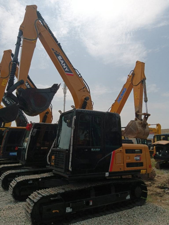 Sany 135 - Crawler excavator: picture 2 Sany 135 - Crawler excavator: picture 2