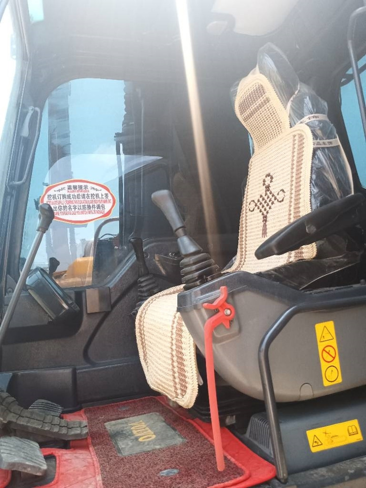 Volvo EC 240 - Crawler excavator: picture 5 Volvo EC 240 - Crawler excavator: picture 5