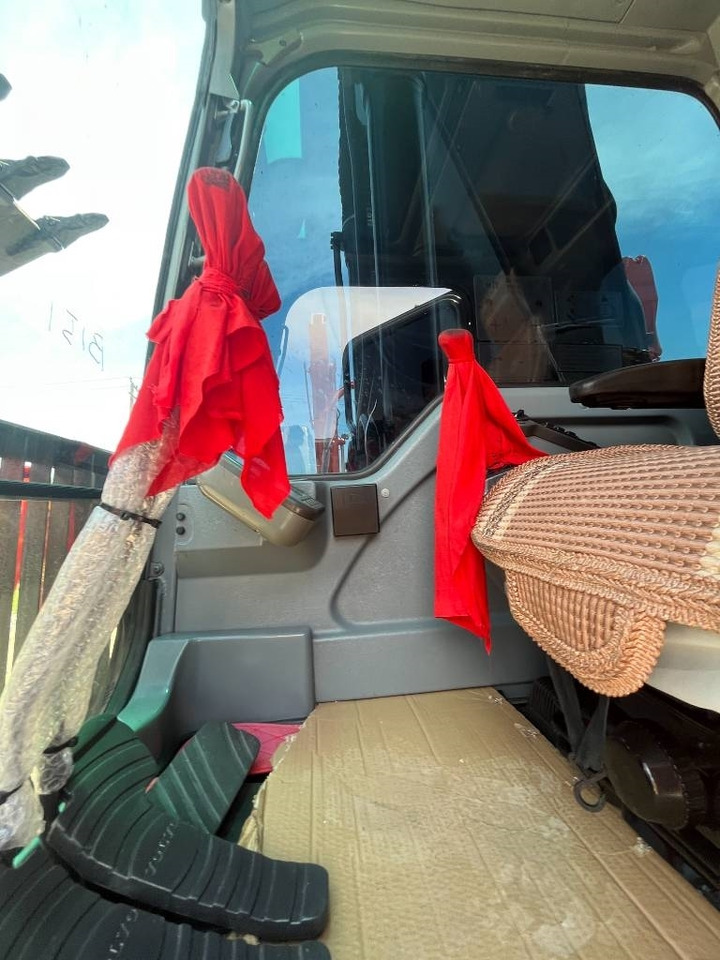 Volvo EC 290  - Crawler excavator: picture 2 Volvo EC 290  - Crawler excavator: picture 2