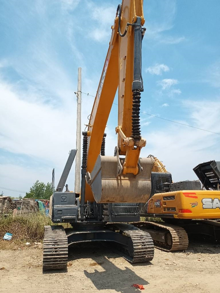 XCMG XE 215 DA - Crawler excavator: picture 3 XCMG XE 215 DA - Crawler excavator: picture 3