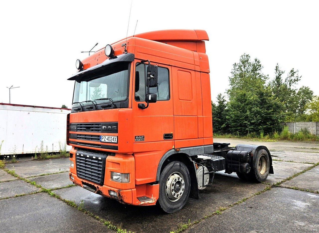 DAF XF 95.430 -2001 - Manual Pump AND Injectors - Euro 2- Manual GEA - Tractor unit: picture 2 DAF XF 95.430 -2001 - Manual Pump AND Injectors - Euro 2- Manual GEA - Tractor unit: picture 2