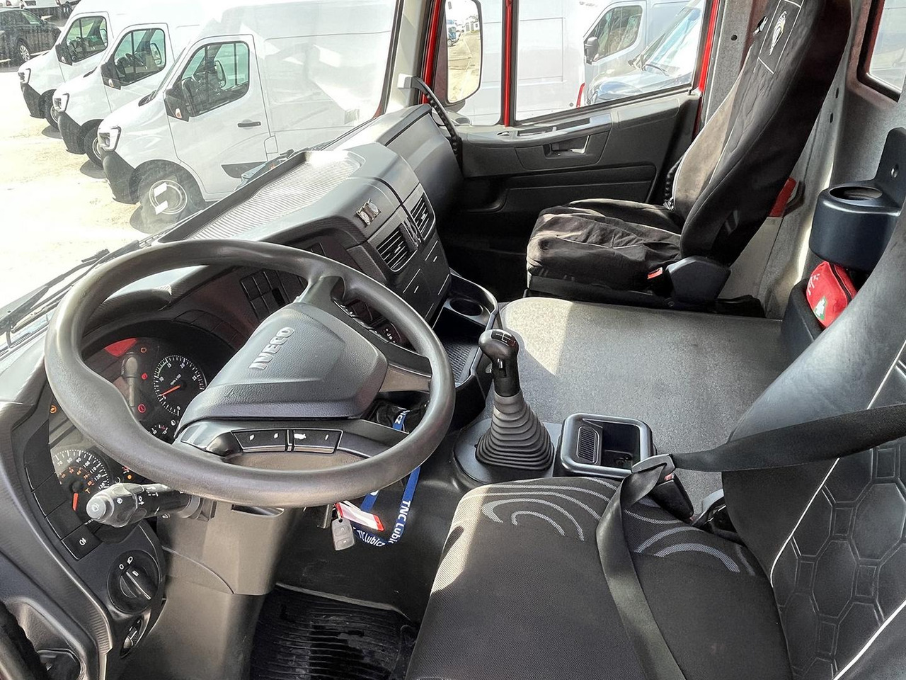 Tipper Iveco TRAKKER 8x4, 450, Sklápač: picture 15