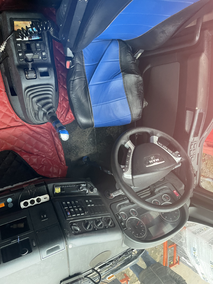 MAN TGA18.440 Euro 4 - Tractor unit: picture 4 MAN TGA18.440 Euro 4 - Tractor unit: picture 4
