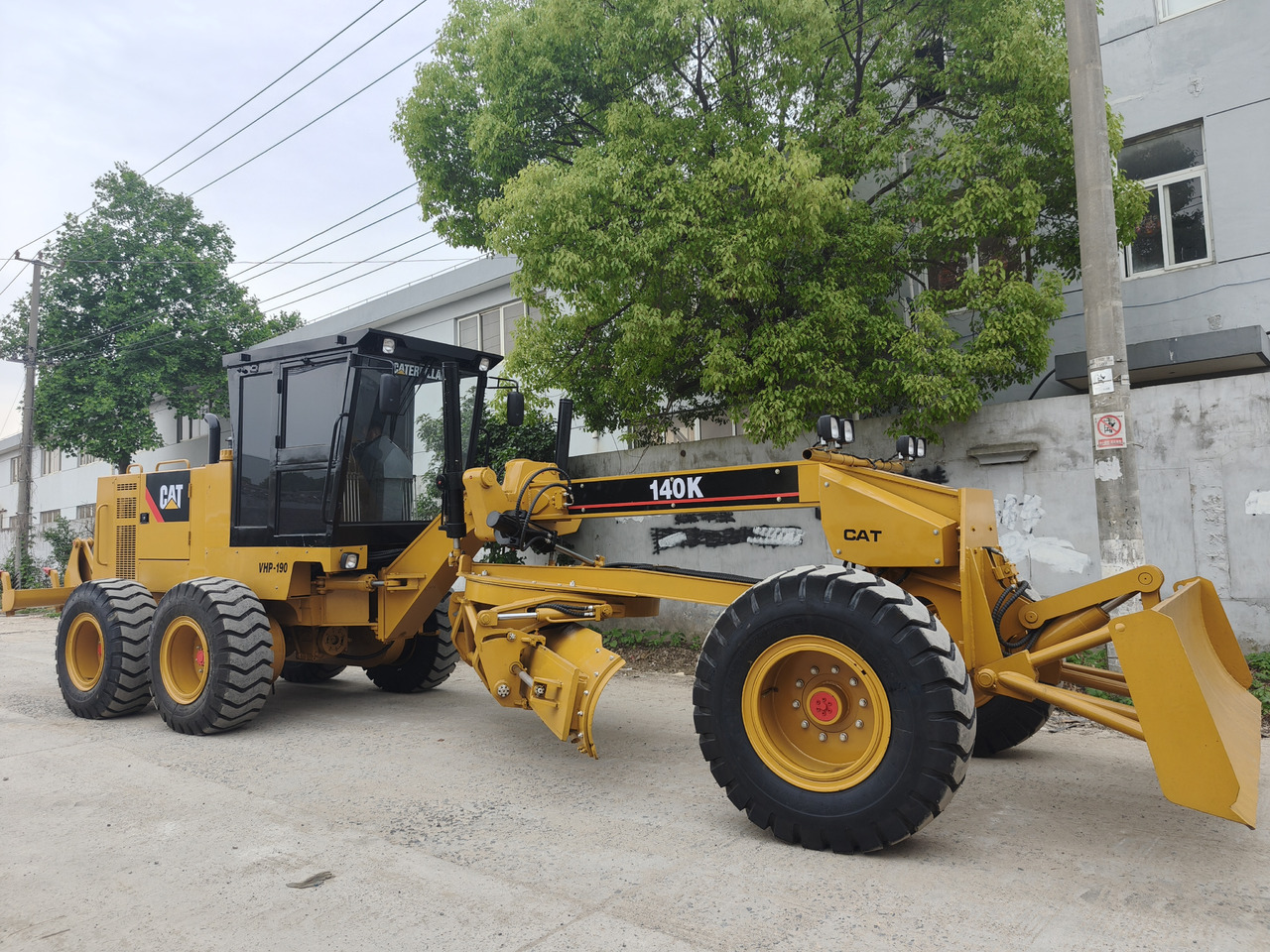 CATERPILLAR 140K used motor grader with blade - Grader: picture 1 CATERPILLAR 140K used motor grader with blade - Grader: picture 1