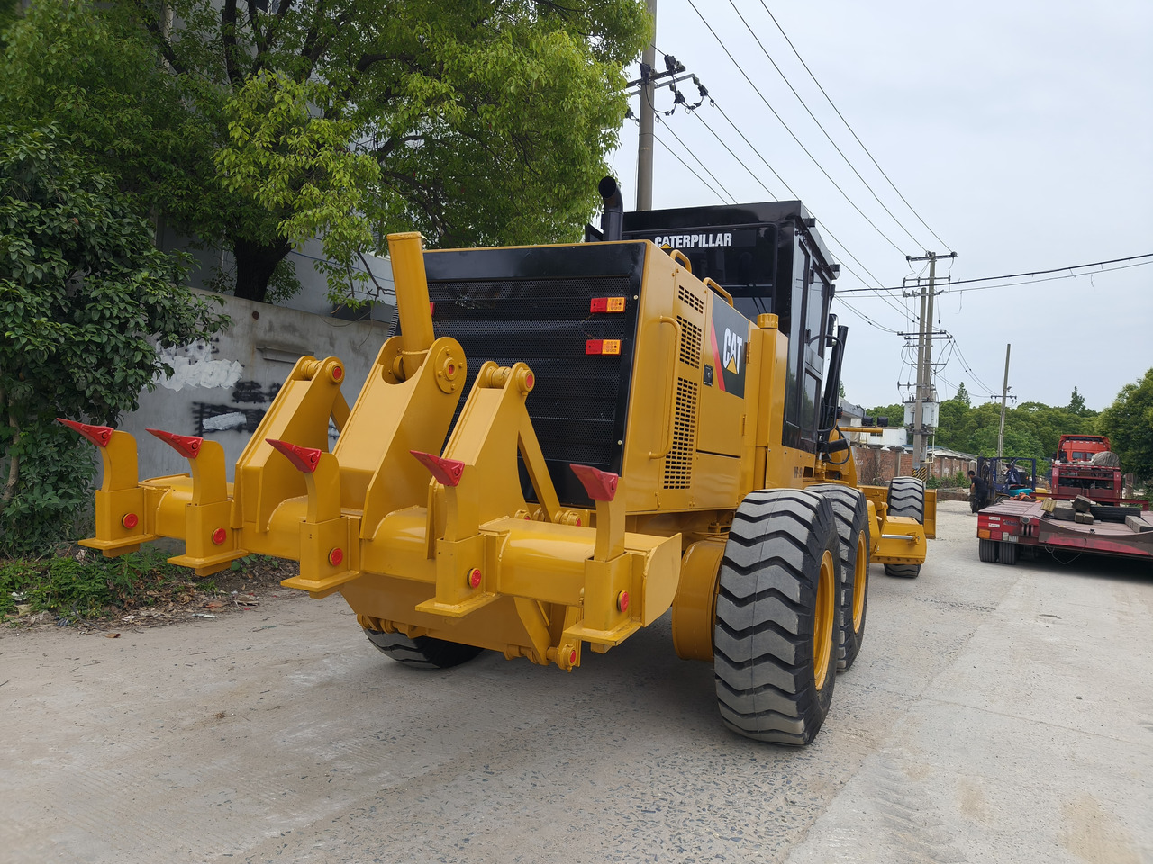 CATERPILLAR 140K used motor grader with blade - Grader: picture 2 CATERPILLAR 140K used motor grader with blade - Grader: picture 2