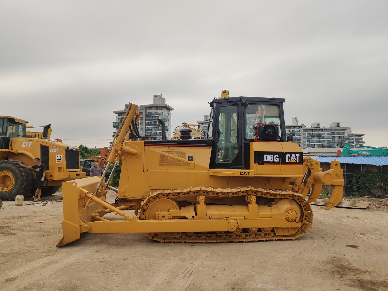 CATERPILLAR D6G Used bulldozer - Bulldozer: picture 1 CATERPILLAR D6G Used bulldozer - Bulldozer: picture 1