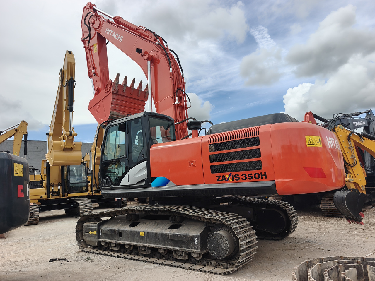 HITACHI ZX350H ZX350H-5G Used excavator - Crawler excavator: picture 5 HITACHI ZX350H ZX350H-5G Used excavator - Crawler excavator: picture 5