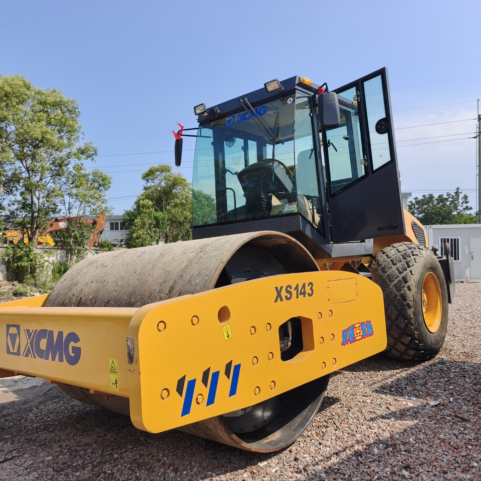 XCMG XS143J - Compactor: picture 3 XCMG XS143J - Compactor: picture 3