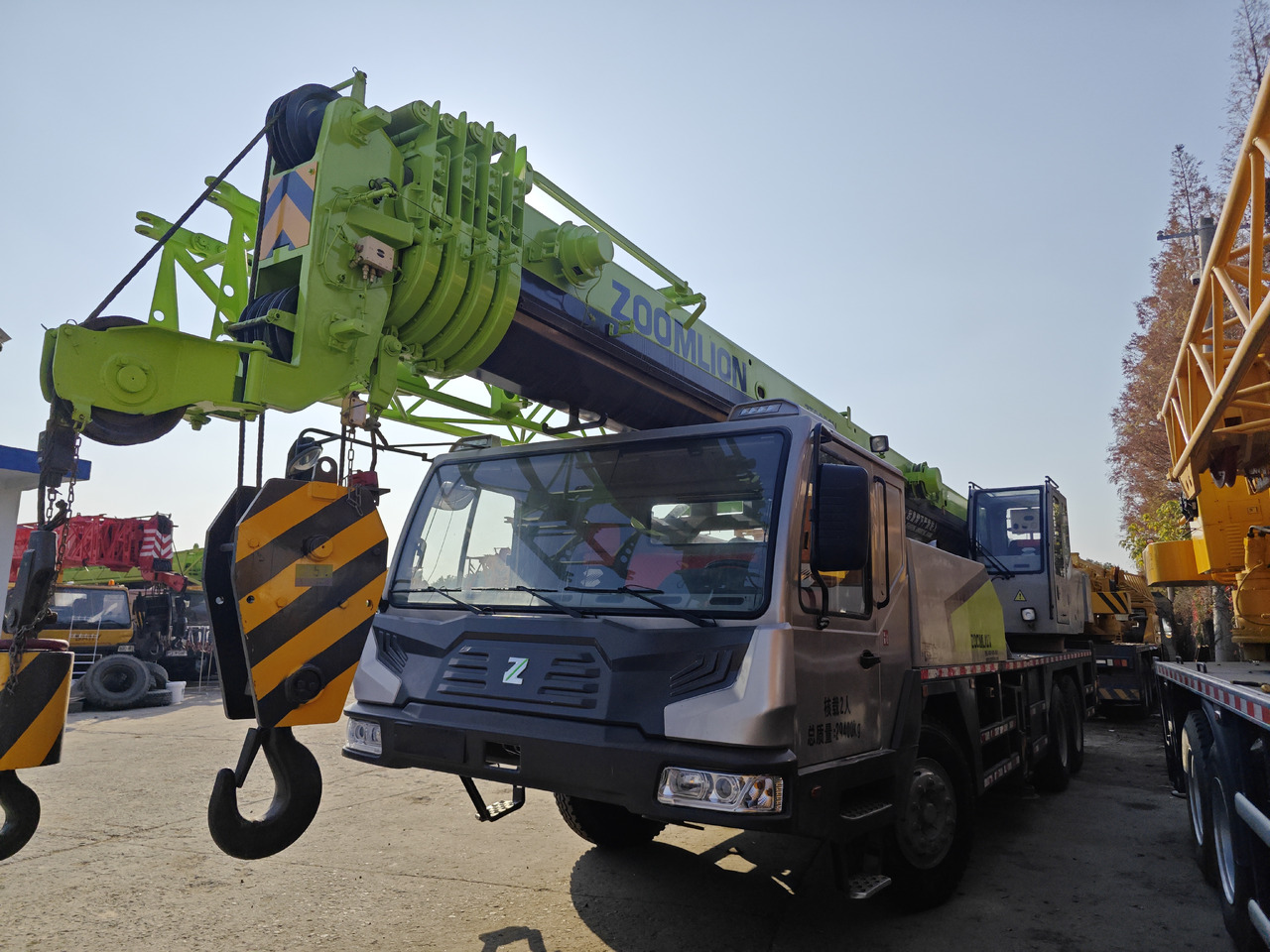 Zoomlion ZTC250V - Mobile crane: picture 3 Zoomlion ZTC250V - Mobile crane: picture 3