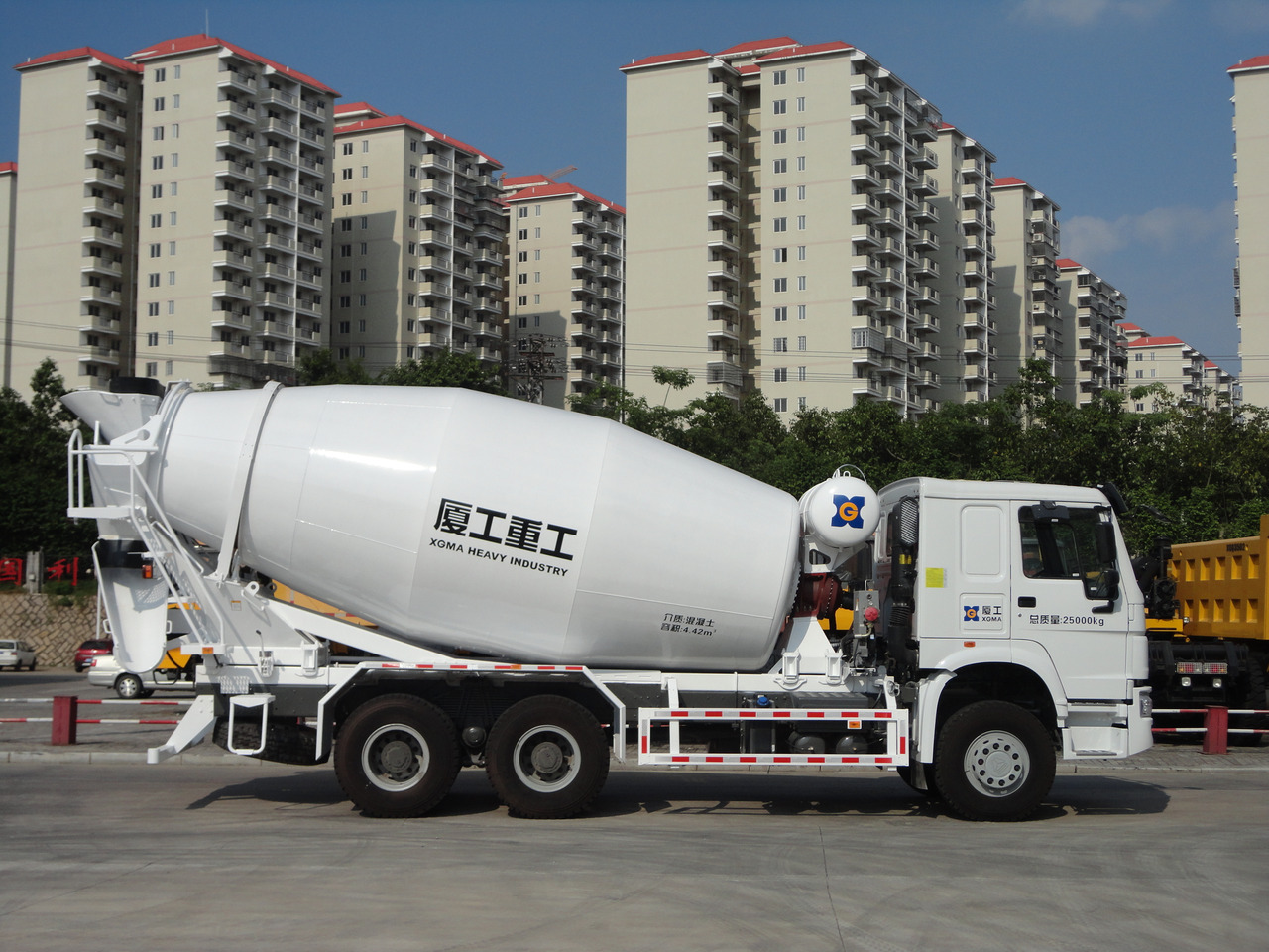 JSIE JSIE5310GJB - Concrete mixer truck: picture 4 JSIE JSIE5310GJB - Concrete mixer truck: picture 4