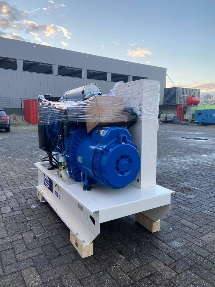 FG Wilson P88-3 - 88 kVA Open Genset - DPX-16007-O - Generator set: picture 2 FG Wilson P88-3 - 88 kVA Open Genset - DPX-16007-O - Generator set: picture 2
