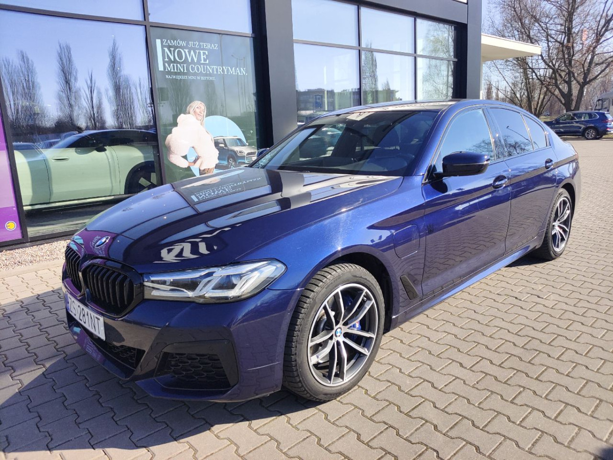 BMW 530e xDrive M Sport SEDAN - Sedan: picture 2 BMW 530e xDrive M Sport SEDAN - Sedan: picture 2