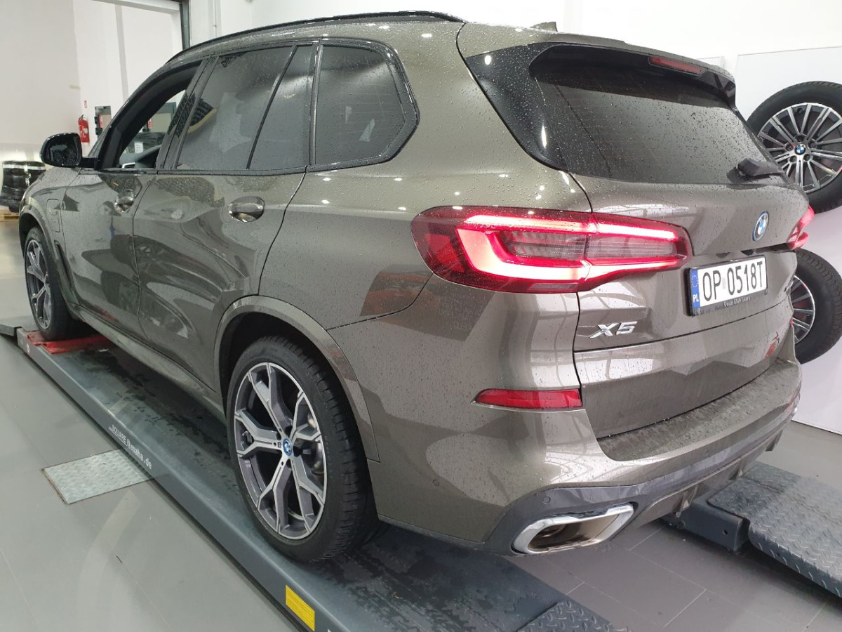 BMW X5 xDrive45e aut SUV - SUV: picture 4 BMW X5 xDrive45e aut SUV - SUV: picture 4