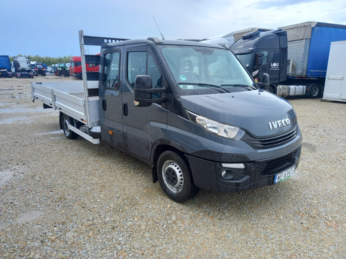 Combi van IVECO DAILY 35S15 DOKA: picture 1
