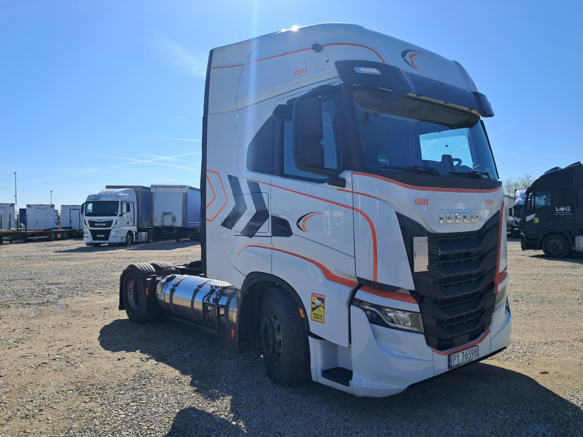 IVECO AS440ST/FP LT LNG CIĄGNIK SIODŁOWY - Tractor unit: picture 1 IVECO AS440ST/FP LT LNG CIĄGNIK SIODŁOWY - Tractor unit: picture 1