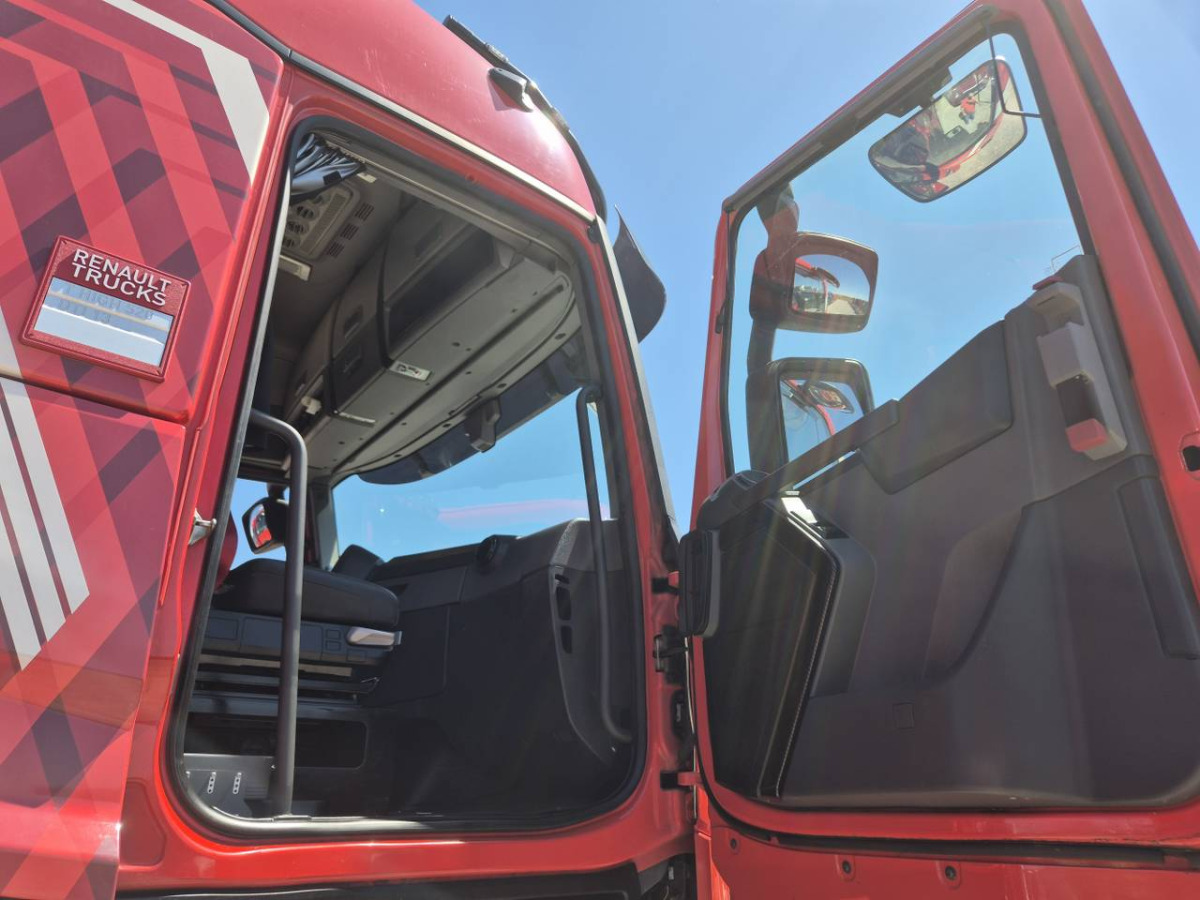 Tractor unit RENAULT T520 CIĄGNIK SIODŁOWY: picture 18