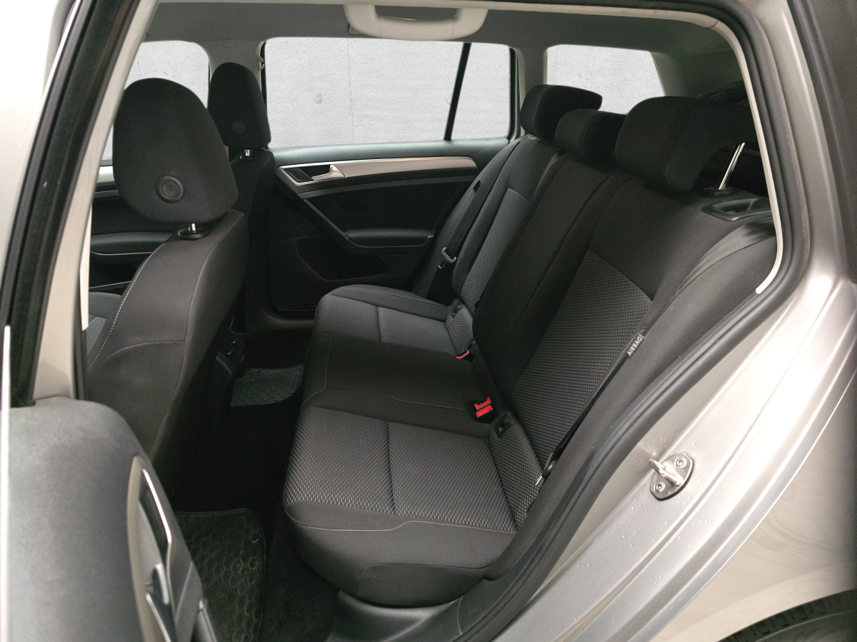 Car VOLKSWAGEN GOLF KOMBI: picture 13