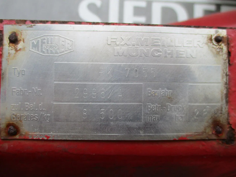 Hook lift truck Mercedes-Benz LP 1319 , Oldtimer: picture 11