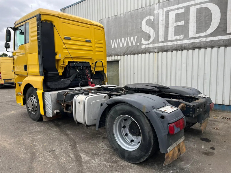 MAN TGA 18-390 , Manual Gearbox , Airco , PTO , Tipper hydraulics - Tractor unit: picture 5 MAN TGA 18-390 , Manual Gearbox , Airco , PTO , Tipper hydraulics - Tractor unit: picture 5