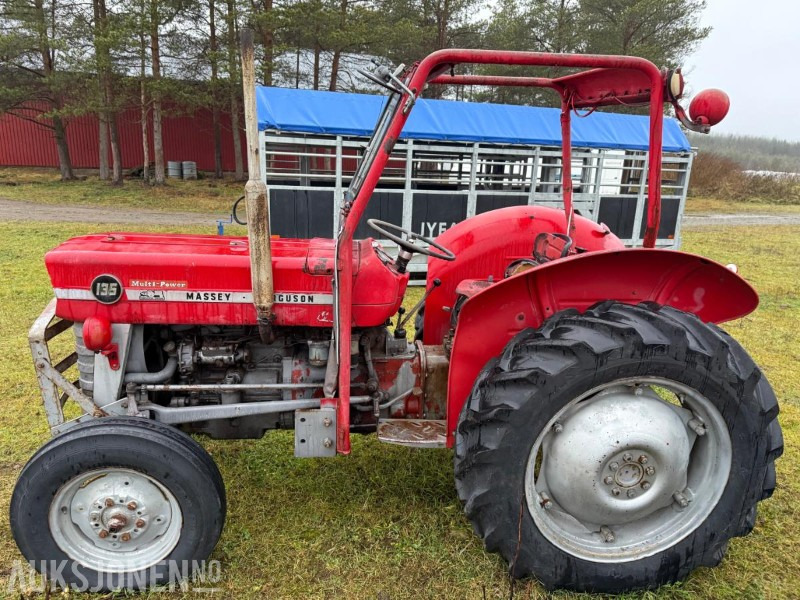 1971 Massey Ferguson 135 - Farm tractor: picture 2 1971 Massey Ferguson 135 - Farm tractor: picture 2