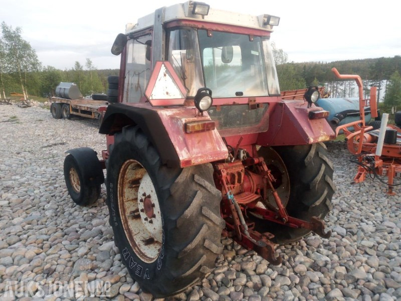 1982 CASE IH 955 - Farm tractor: picture 3 1982 CASE IH 955 - Farm tractor: picture 3