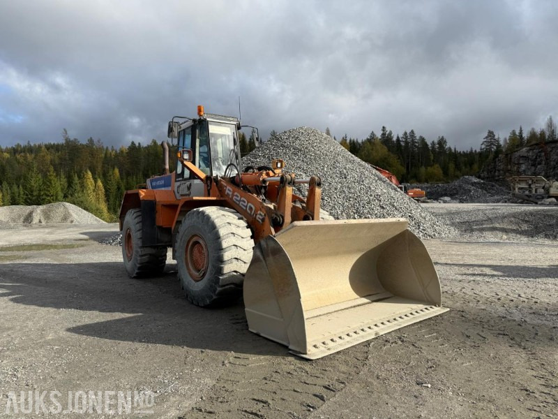 1995 Fiat-Hitachi FR 220.2 - Wheel loader: picture 3 1995 Fiat-Hitachi FR 220.2 - Wheel loader: picture 3