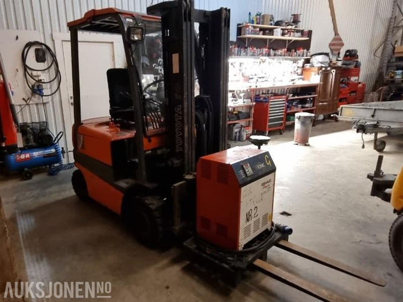 1997 Toyota Truck FBMF16 - Telescopic handler: picture 4 1997 Toyota Truck FBMF16 - Telescopic handler: picture 4