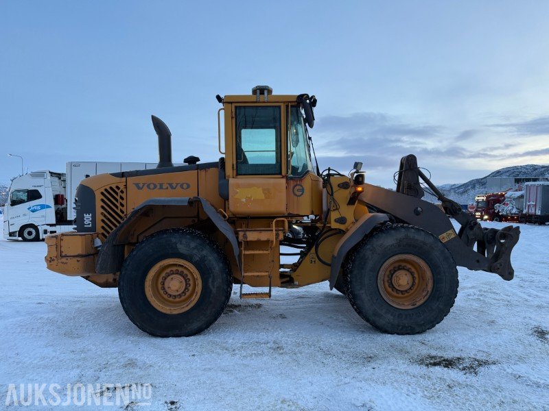 2004 Volvo L90E - Sentralsmøring - Ny motor - Wheel loader: picture 4 2004 Volvo L90E - Sentralsmøring - Ny motor - Wheel loader: picture 4