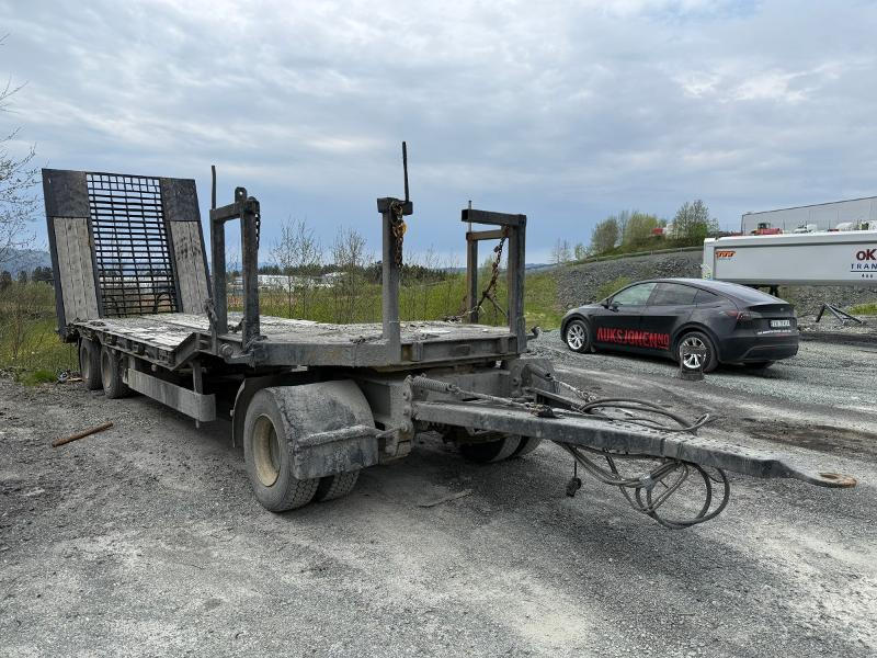 2006 Damm Slephenger med hydraulisk kjørebro og Batteridrevet hydraulikk - Low loader trailer: picture 3 2006 Damm Slephenger med hydraulisk kjørebro og Batteridrevet hydraulikk - Low loader trailer: picture 3