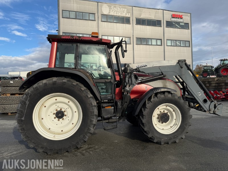 2008 Valtra T-180 Traktor med frontlaster / 1362 timer - Farm tractor: picture 5 2008 Valtra T-180 Traktor med frontlaster / 1362 timer - Farm tractor: picture 5