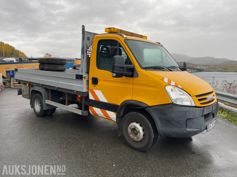 Crane truck 2009 Iveco Daily 3,0 - 177 Hk kranbil med nedfellbare karmer, kun 57865 km !: picture 9
