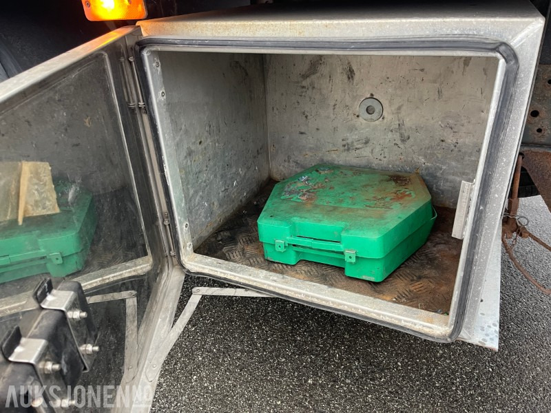 Crane truck 2009 Iveco Daily 3,0 - 177 Hk kranbil med nedfellbare karmer, kun 57865 km !: picture 20