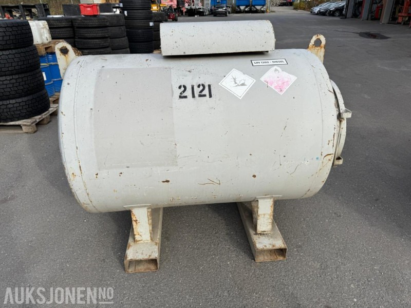2011 Dieseltank 1000 liter med pumpe - Construction equipment: picture 3 2011 Dieseltank 1000 liter med pumpe - Construction equipment: picture 3