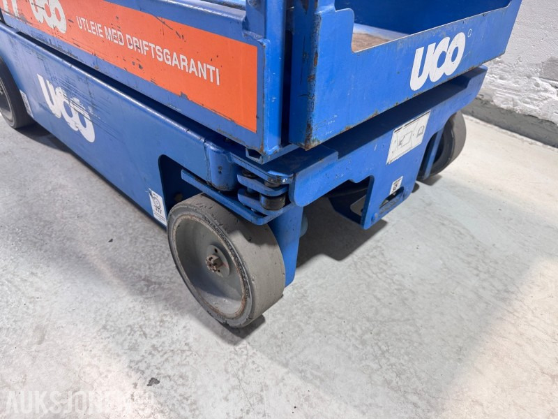 2011 Genie GRC 12 - 5,5m mastelift - Aerial platform: picture 4 2011 Genie GRC 12 - 5,5m mastelift - Aerial platform: picture 4