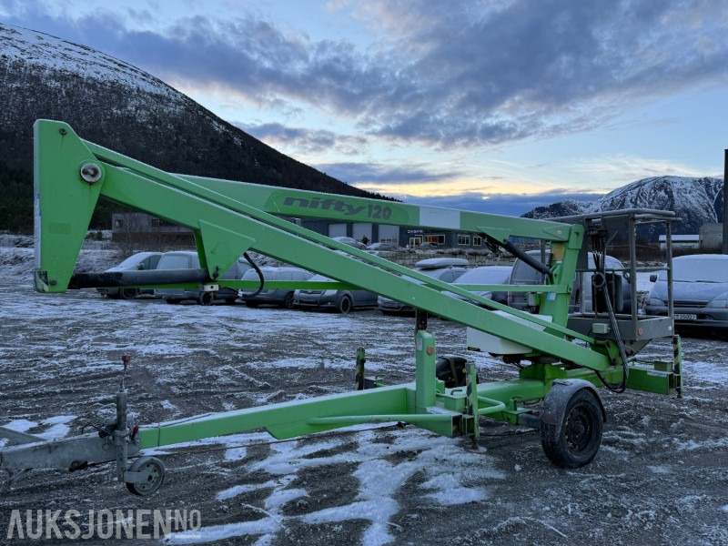 2011 Niftylift 120 ME - Tilhengermontert Elektrisk Bomlift - 12 meters arbeidshøyde - Sertifiseret til oktober 2026 - Aerial platform: picture 1 2011 Niftylift 120 ME - Tilhengermontert Elektrisk Bomlift - 12 meters arbeidshøyde - Sertifiseret til oktober 2026 - Aerial platform: picture 1