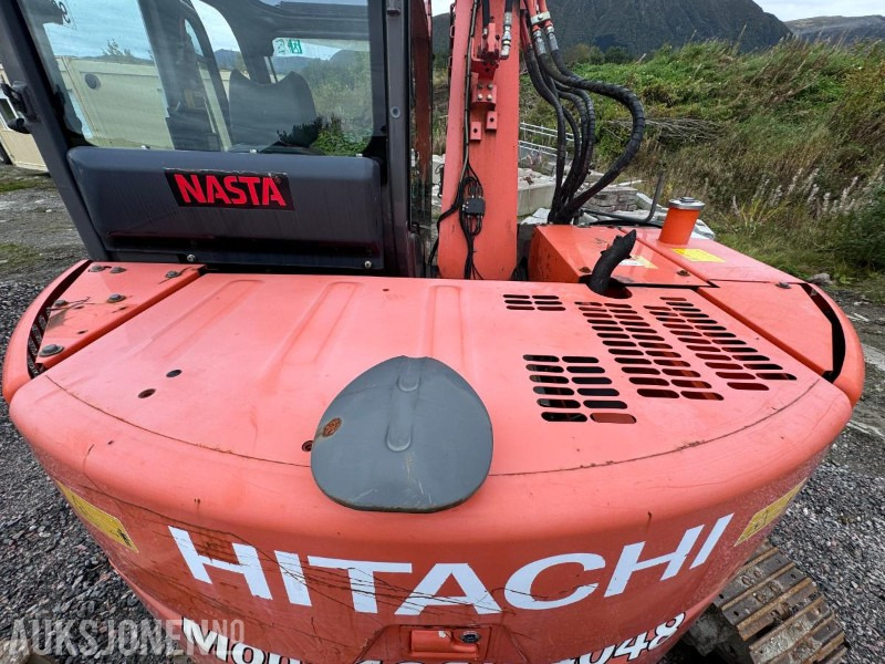 2012 Hitachi ZX85US-3 gravemaskin - Sentralsmøring - Rototilt - Pusskuffe - Graveskuffe - Excavator: picture 2 2012 Hitachi ZX85US-3 gravemaskin - Sentralsmøring - Rototilt - Pusskuffe - Graveskuffe - Excavator: picture 2