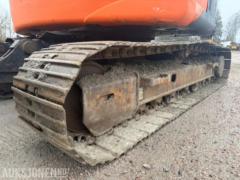 Excavator 2014 Hitachi Zaxis 135us BELTEGRAVER ENGCON TILTROTATOR SERVICEHISTORIKK SENTRALSMØRING 2 SKUFFER: picture 37