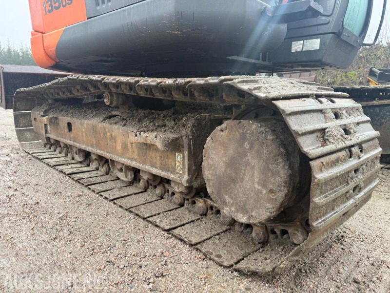 Excavator 2014 Hitachi Zaxis 135us BELTEGRAVER ENGCON TILTROTATOR SERVICEHISTORIKK SENTRALSMØRING 2 SKUFFER: picture 39