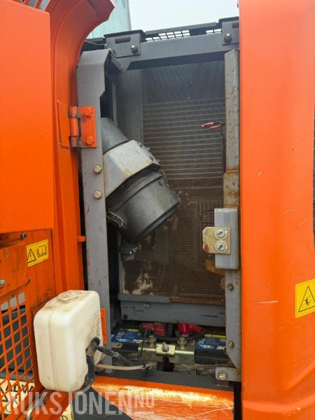 Excavator 2014 Hitachi Zaxis 135us BELTEGRAVER ENGCON TILTROTATOR SERVICEHISTORIKK SENTRALSMØRING 2 SKUFFER: picture 14