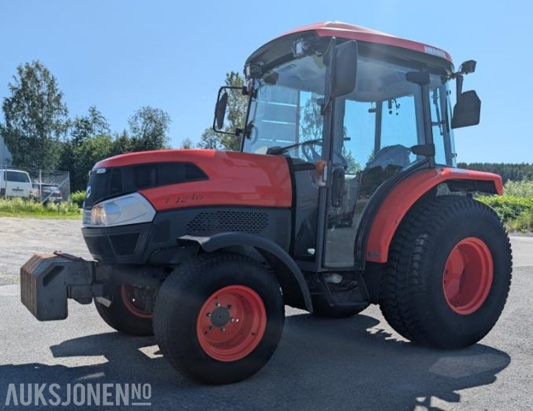 2015 Kubota L4240 - Farm tractor: picture 1 2015 Kubota L4240 - Farm tractor: picture 1