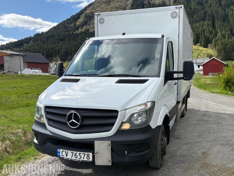 2015 Mercedes-Benz Sprinter ADR-godkjent Løftelem Hengerfeste - Box truck: picture 1 2015 Mercedes-Benz Sprinter ADR-godkjent Løftelem Hengerfeste - Box truck: picture 1