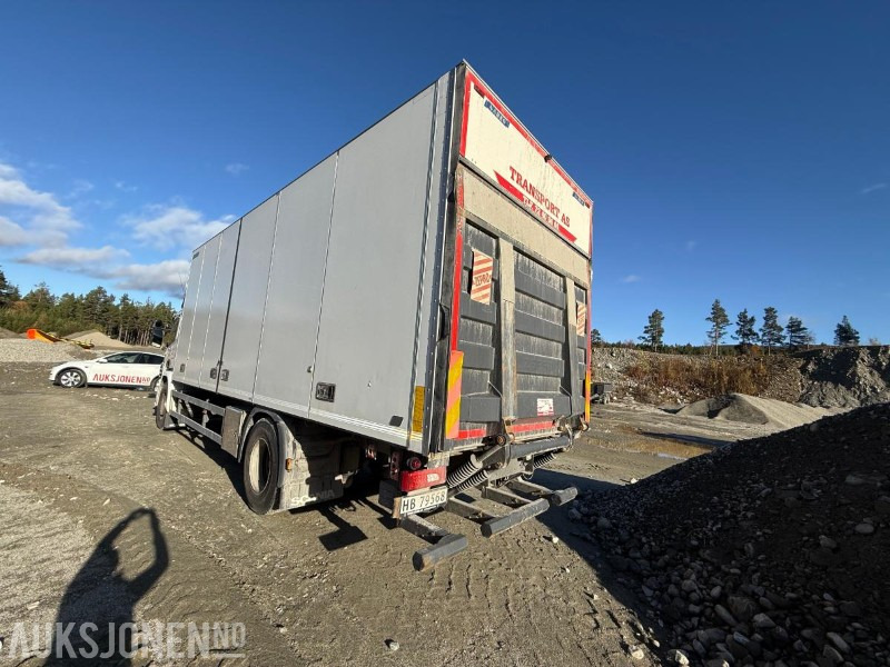 2015 Scania P280 DB 4x2 MNB Euro 6 – Zepro bakløfter – 267 700 km - Box truck: picture 3 2015 Scania P280 DB 4x2 MNB Euro 6 – Zepro bakløfter – 267 700 km - Box truck: picture 3