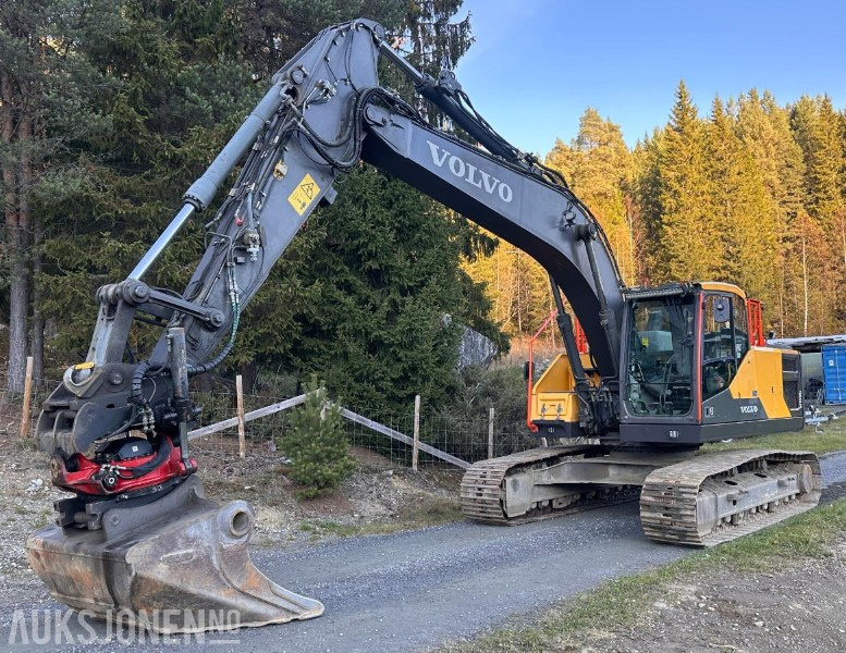 2015 Volvo EC220EL - Excavator: picture 1 2015 Volvo EC220EL - Excavator: picture 1