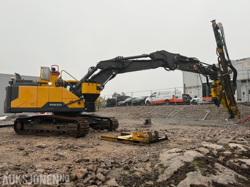 2016 VOLVO EC300EL BELTEGRAVER M/BORTÅRN - SERVICEHISTORIKK - ENGCON TILTROTATOR - MASKINSTYRING - SENTRALSMØRING. - Excavator: picture 3 2016 VOLVO EC300EL BELTEGRAVER M/BORTÅRN - SERVICEHISTORIKK - ENGCON TILTROTATOR - MASKINSTYRING - SENTRALSMØRING. - Excavator: picture 3