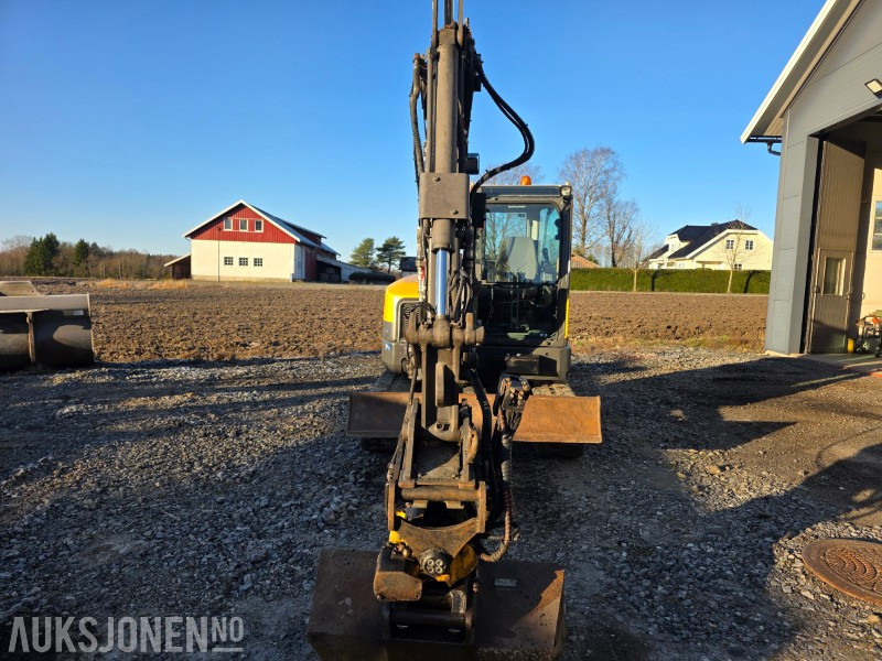 2016 VOLVO ECR58 TILTROTATOR HURTIGFESTE S50 MEDFØLGER GRAVESKUFF PUSSESKUFF SERTIFISERT TIL JULI 2026 - Mini excavator: picture 2 2016 VOLVO ECR58 TILTROTATOR HURTIGFESTE S50 MEDFØLGER GRAVESKUFF PUSSESKUFF SERTIFISERT TIL JULI 2026 - Mini excavator: picture 2