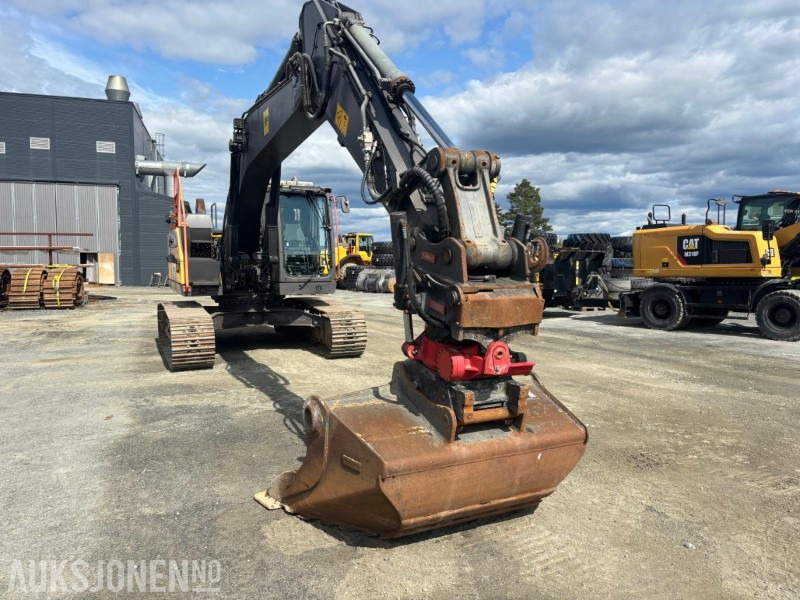 2016 Volvo EC220EL gravemaskin - Excavator: picture 5 2016 Volvo EC220EL gravemaskin - Excavator: picture 5