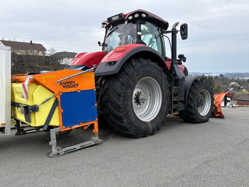 2016 mod CASE IH Optum 300CVX med Pronar PUV-3300M V-plog og Kupper Weiser strøkasse - Farm tractor: picture 3 2016 mod CASE IH Optum 300CVX med Pronar PUV-3300M V-plog og Kupper Weiser strøkasse - Farm tractor: picture 3