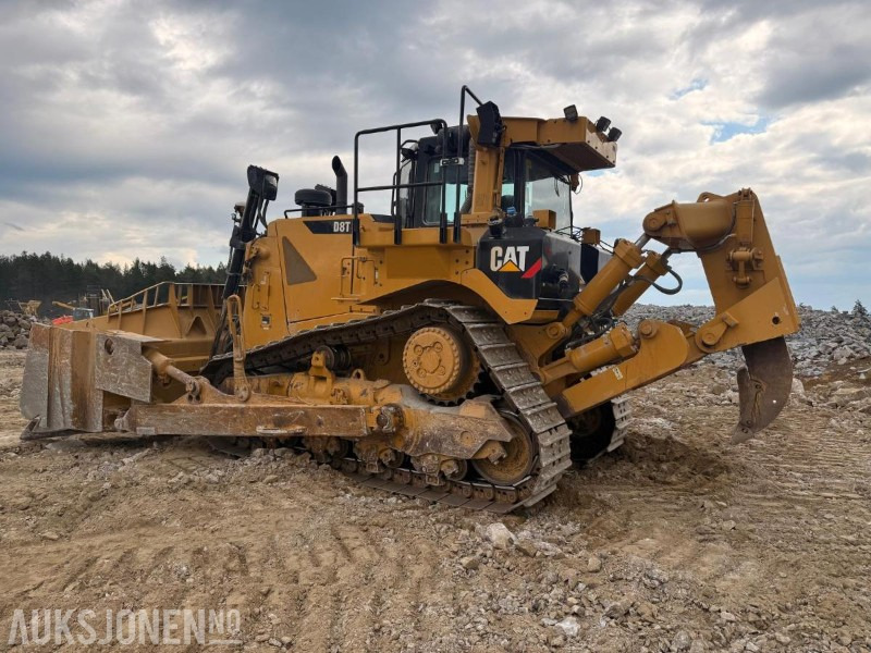 Construction equipment 2018 Cat D8T DOZER TRIMBLE GPS: picture 12
