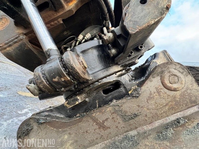 Excavator 2018 Volvo ECR145EL - 16,5 tonns gravemaskin - Knekkbom - Leica GPS - Sentralsmøring - Bunkringspumpe - 2 skuffer - Sertifiseres før salg: picture 38