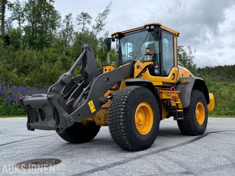 2018 Volvo L90H Hjullaster - Sentralsmøring - Hydraulisk redskapslås - Tilleggshydraulikk - Sertifiseres før salg - Wheel loader: picture 1 2018 Volvo L90H Hjullaster - Sentralsmøring - Hydraulisk redskapslås - Tilleggshydraulikk - Sertifiseres før salg - Wheel loader: picture 1